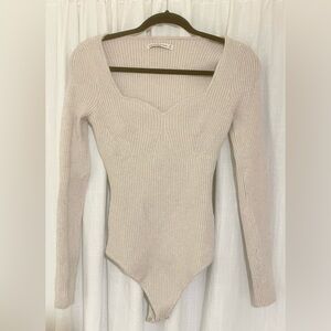 Abercrombie & Fitch Long-Sleeve Sweetheart Sweater Bodysuit